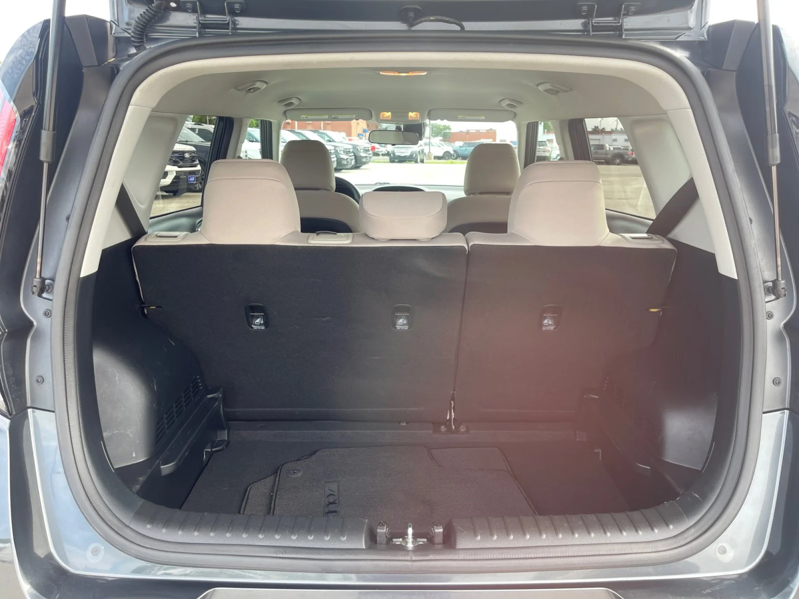 Certified Used 2024 Gravity Gray Kia LX image 17