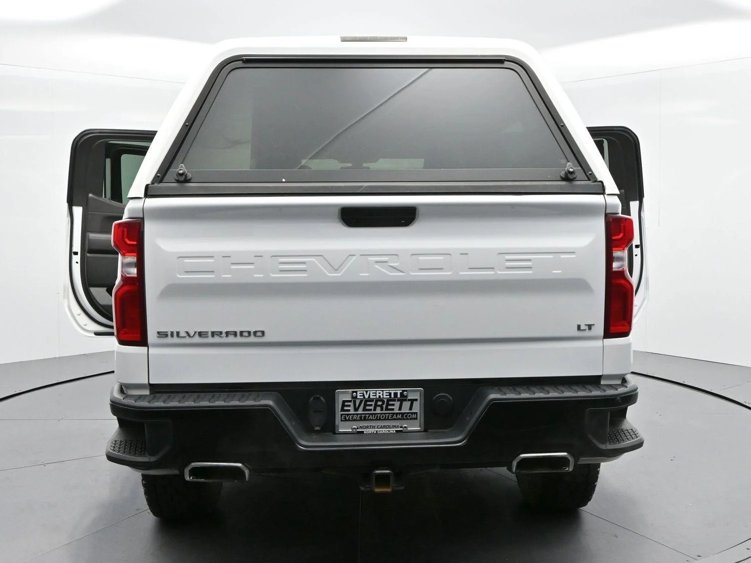 Used 2022 Summit White Chevrolet LT Trail Boss image 40