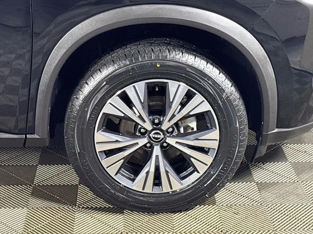 Used 2023 Black Nissan SV image 22