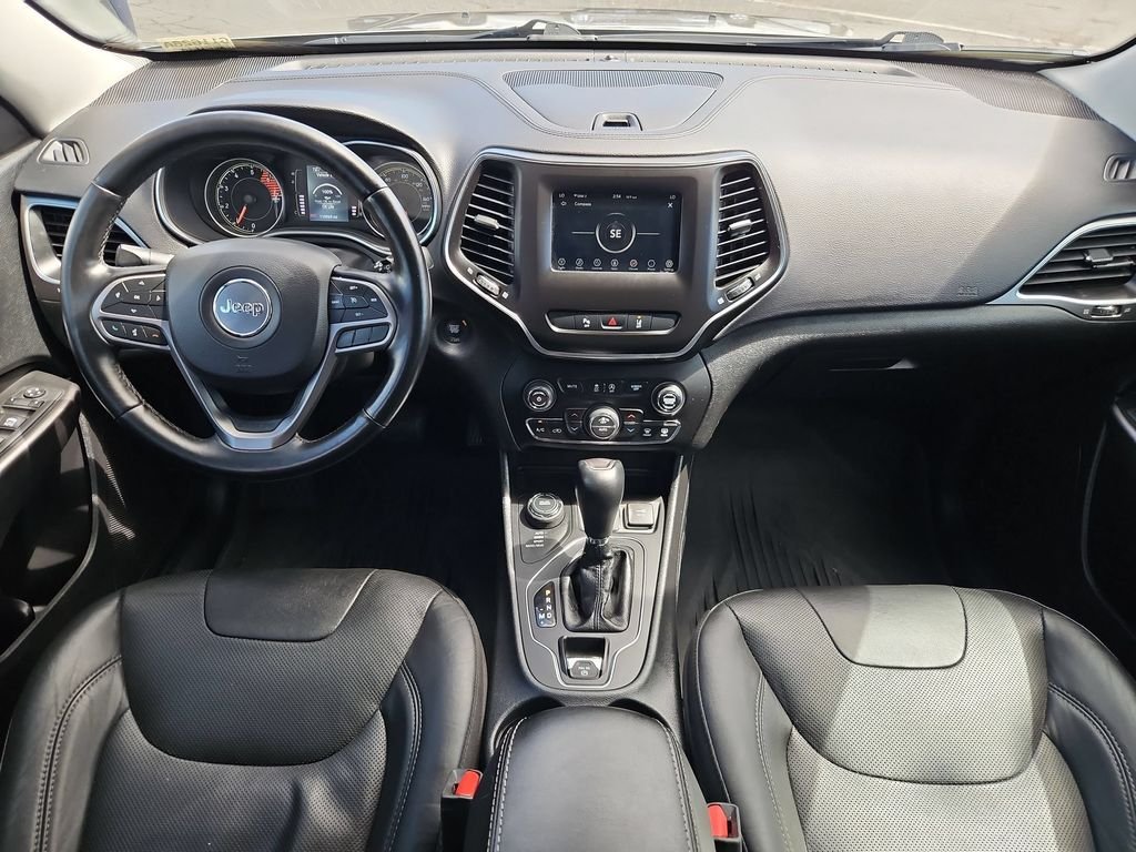 Used 2020 Light Brownstone Pearlcoat Jeep Latitude Plus image 22
