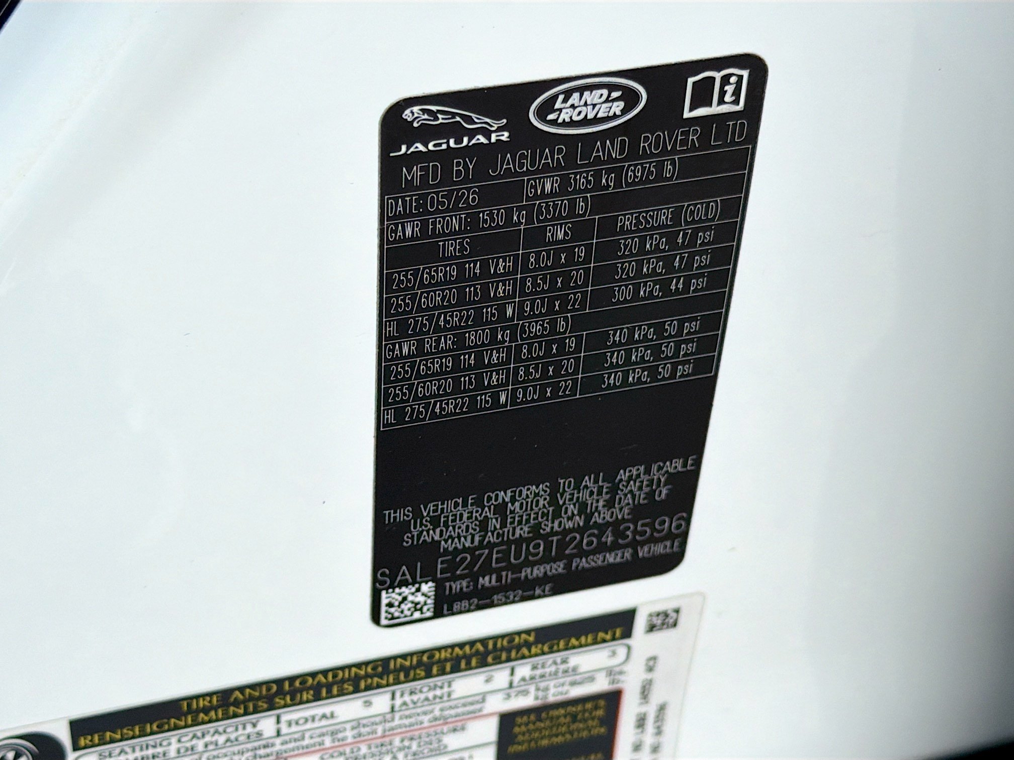 New 2026 Fuji White Land Rover X-Dynamic SE image 43