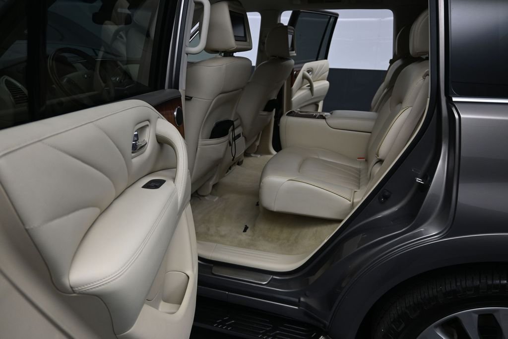 Used 2015 Gray INFINITI  image 12