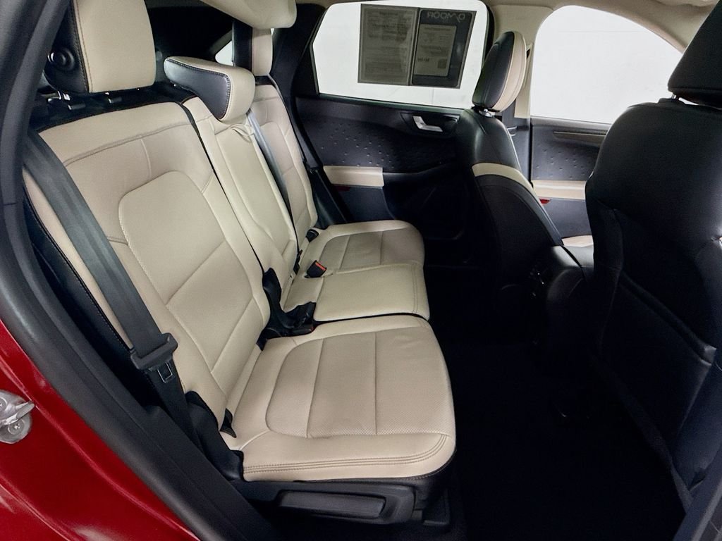 Used 2020 Rapid Red Metallic Tinted Clearcoat Ford Titanium image 29