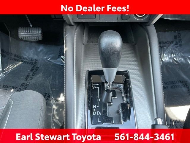Used 2024 Gray Mitsubishi 2.0 ES image 29