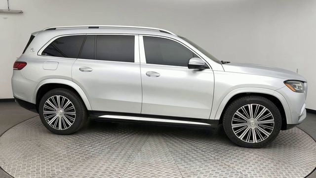 Used 2021 Silver Mercedes-Benz Maybach GLS 600 image 9