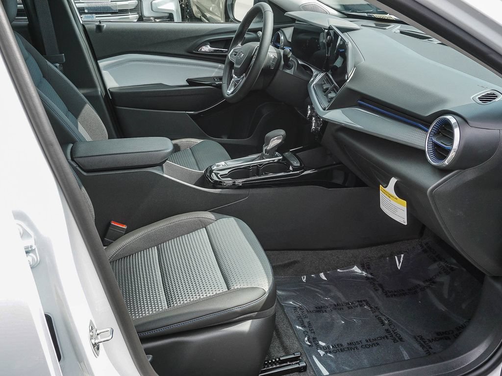 New 2026 Summit White Chevrolet LT image 12