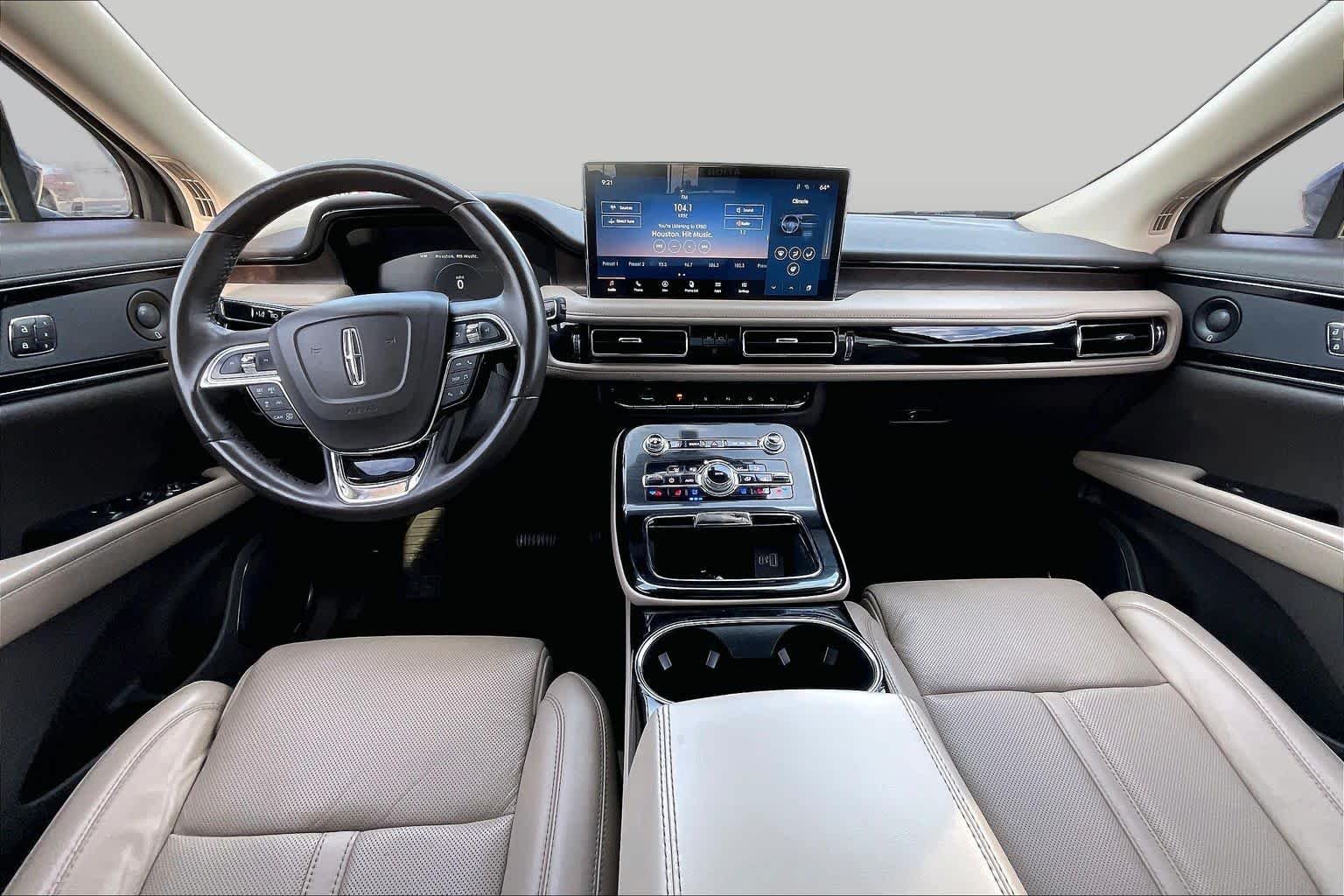 Used 2021 Infinite Black Lincoln Reserve image 16