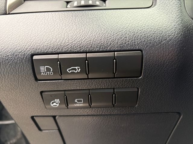 Used 2022 Black Lexus 350L image 29