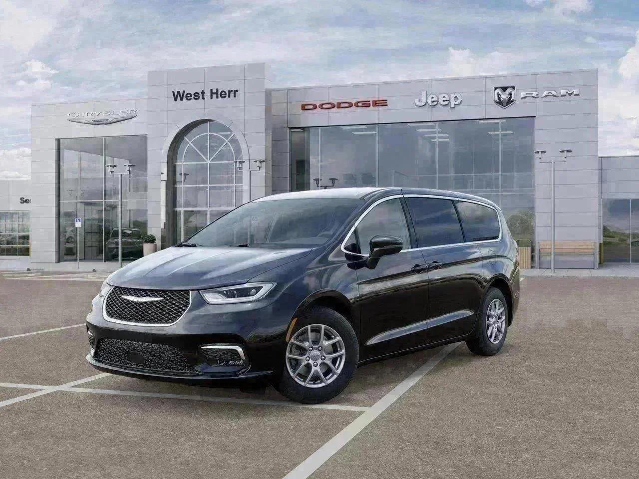 2026 Chrysler Pacifica Select's photo