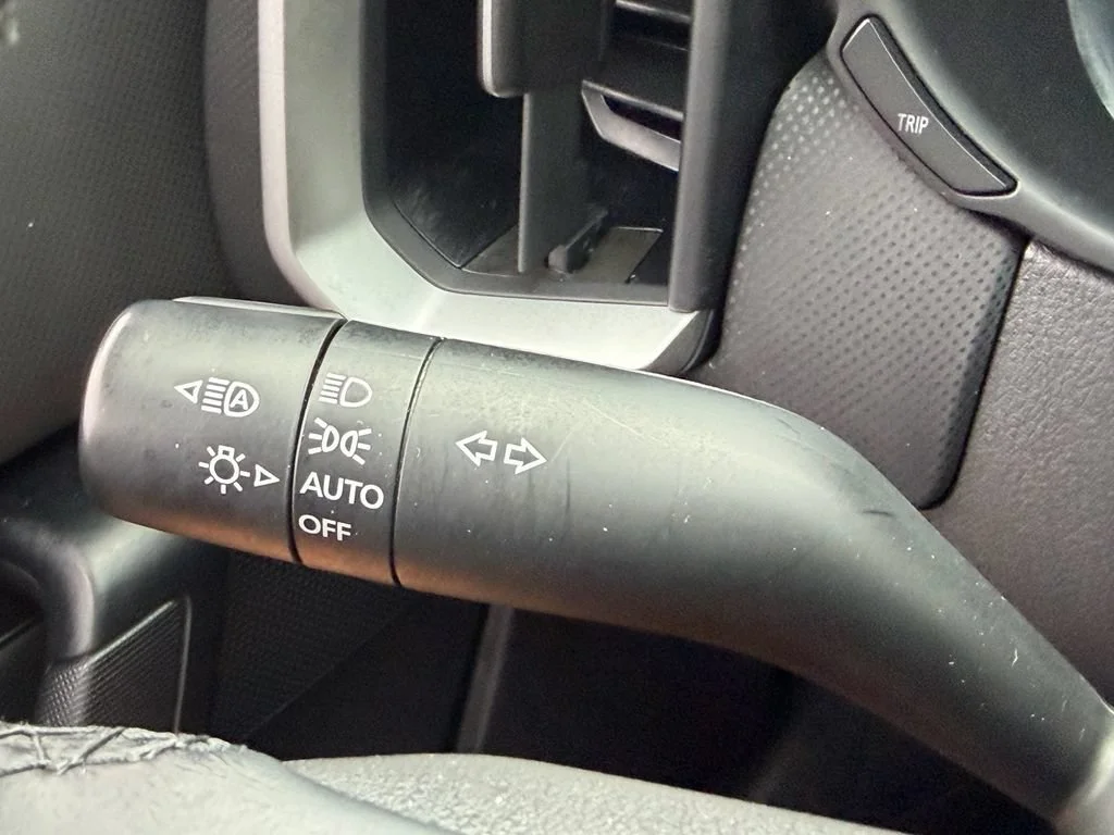 Used 2025 Wind Chill Pearl Mazda 2.5 S Preferred Package image 31