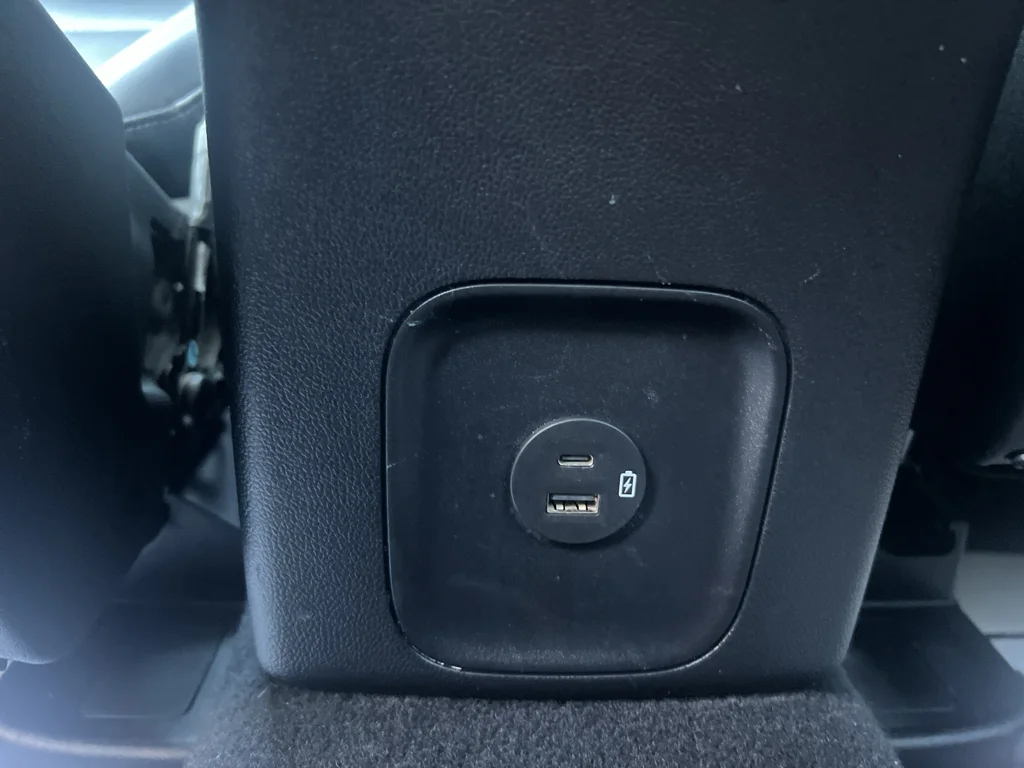 Used 2020 Velocity Blue Metallic Ford SEL image 24
