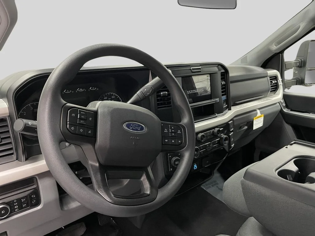 2026 Ford F-250 Super Duty XLT - Photo 15