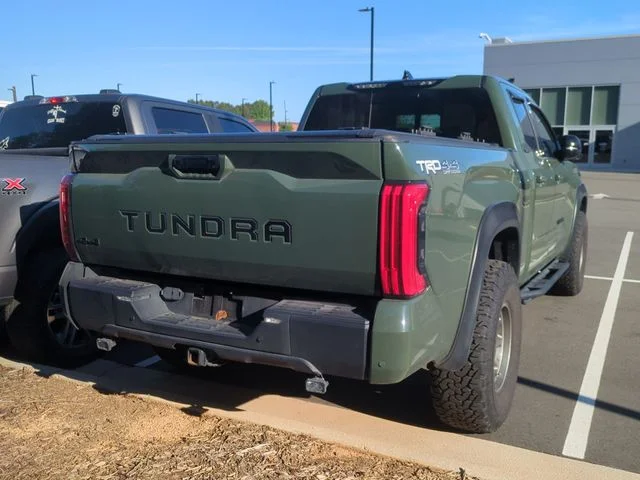 Used 2022 Green Toyota SR5 image 11
