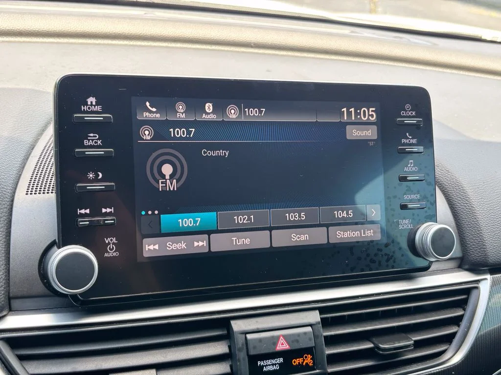 Used 2019  Honda Sport image 25