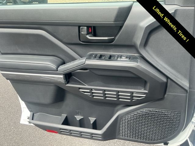 2026 Toyota Tacoma SR5 - Photo 28