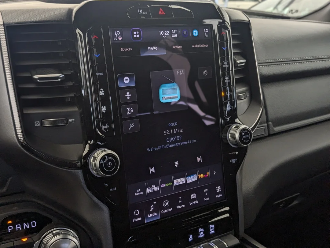 New 2026 Grey RAM Sport - - 4x4 - 420HP Turbo I6 - Adaptive Cruise Control - Park Assist & More! image 22