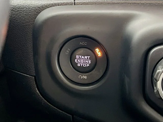 Used 2018 White Jeep Unlimited Rubicon image 16