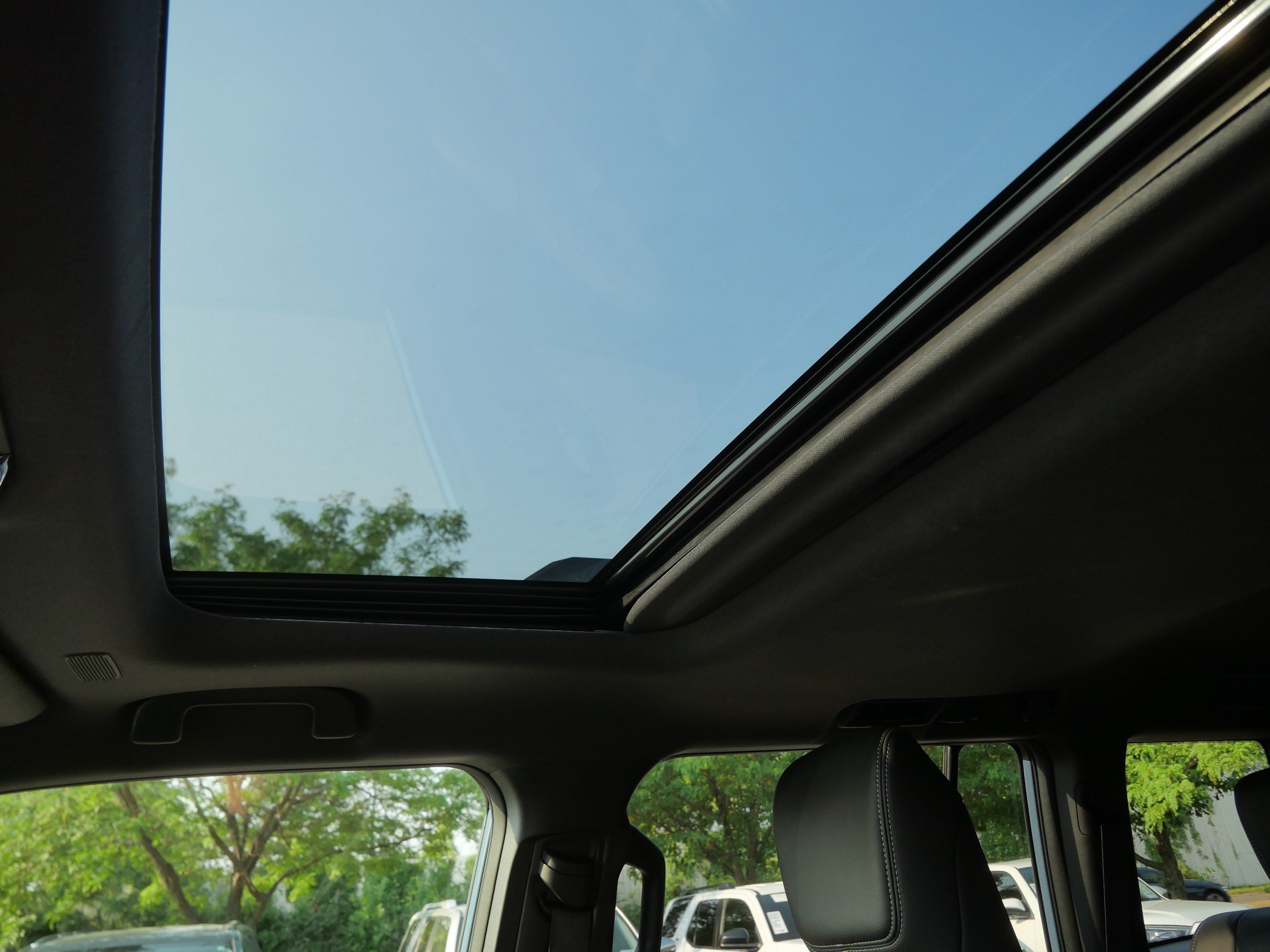 Certified Used 2025 Heritage Blue/Gray Scape Toyota  image 35