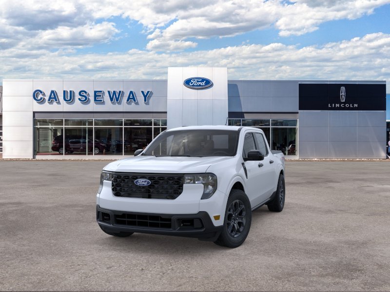 New 2026 Space White Metallic Ford XLT image 2