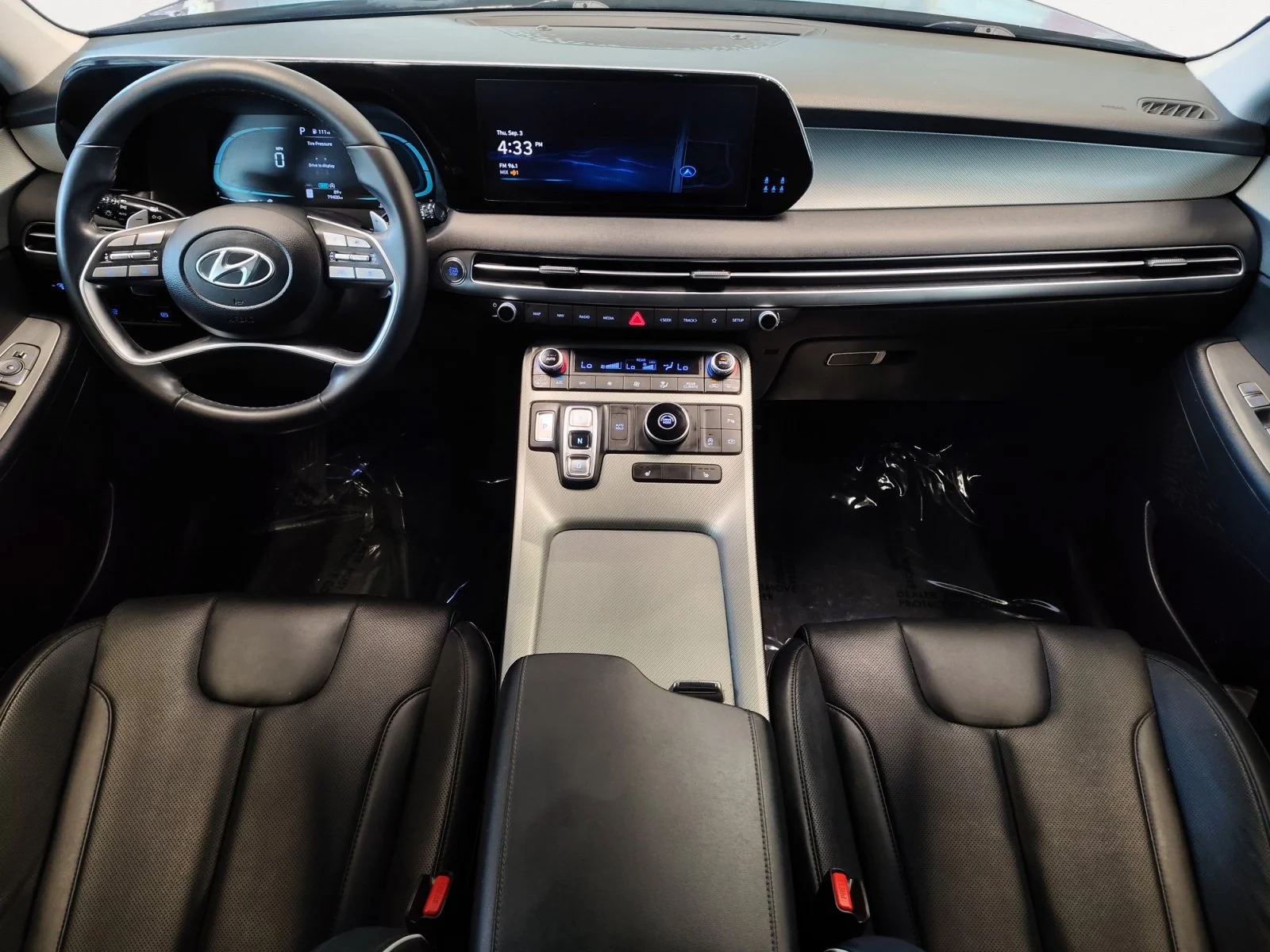 Used 2023 Abyss Black Pearl Hyundai XRT image 3