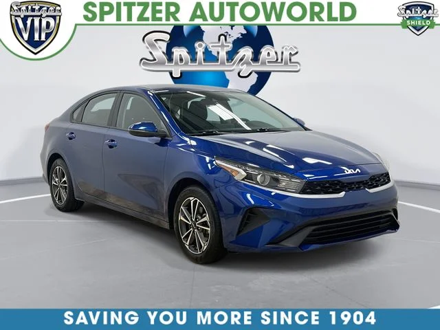 Used 2023 Blue Kia LXS image 1