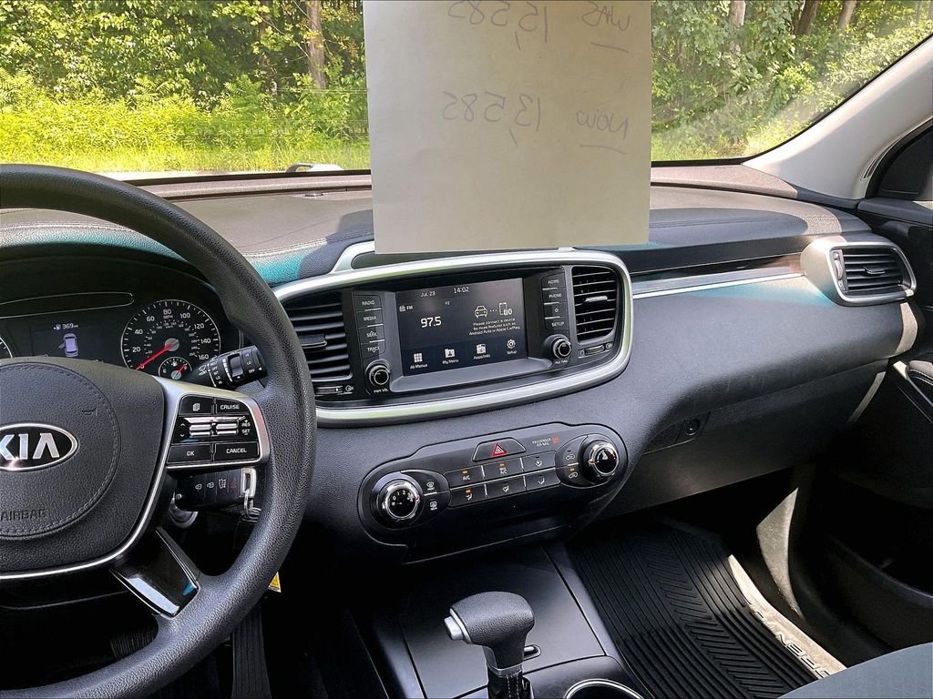 Used 2020 Silver Kia LX image 18