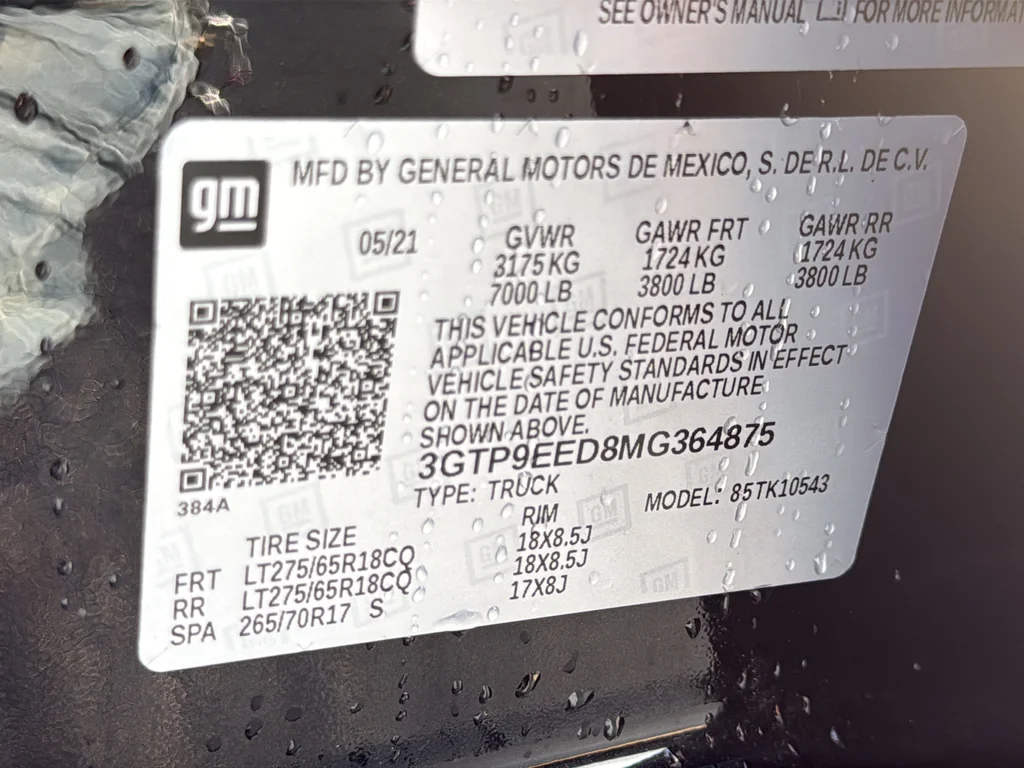 Used 2021 Black GMC AT4 image 32
