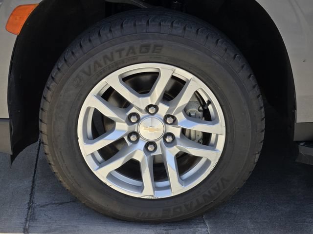 Used 2022 SATIN STEEL METALLIC Chevrolet LS image 10