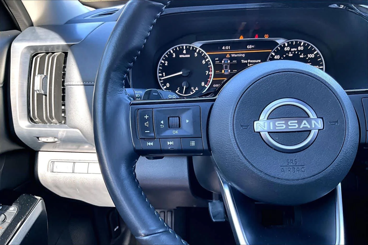 Used 2025 Super Black Nissan SL image 24