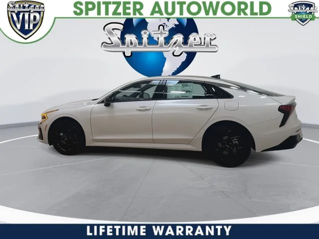 New 2026 White Kia GT-Line image 2