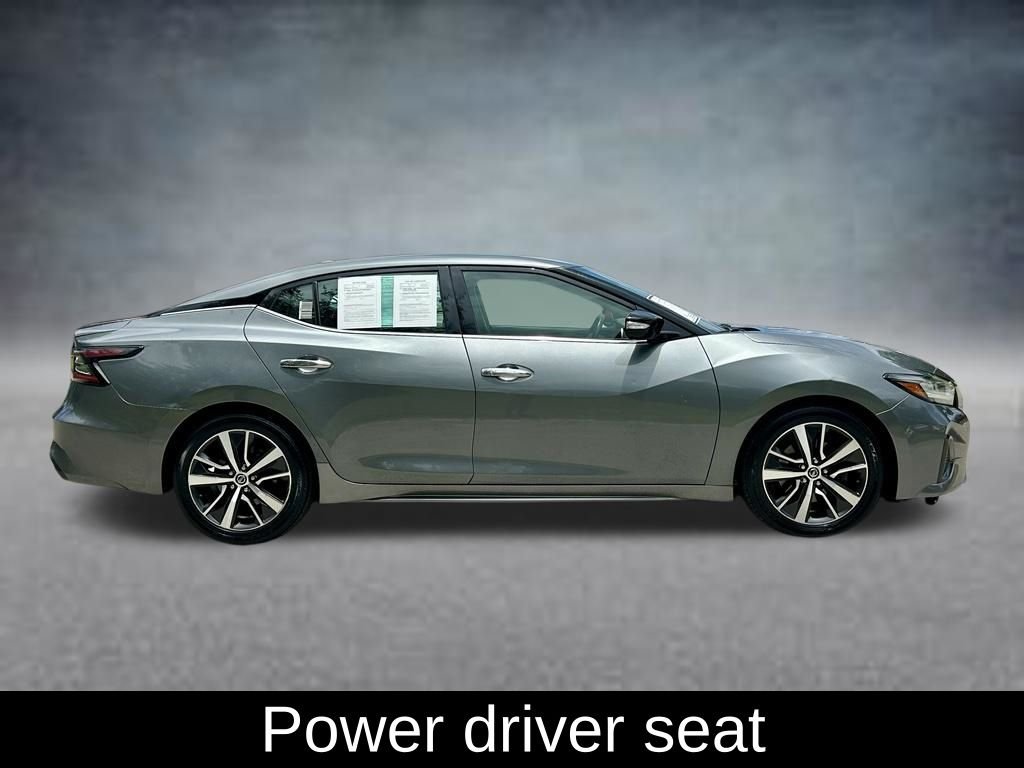 Used 2019 Gray Nissan 3.5 SV image 4