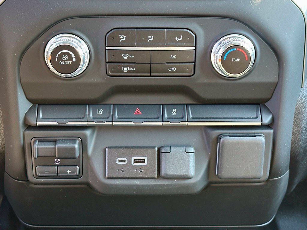 2026 GMC Sierra 3500 Chassis Cab Pro - Photo 22