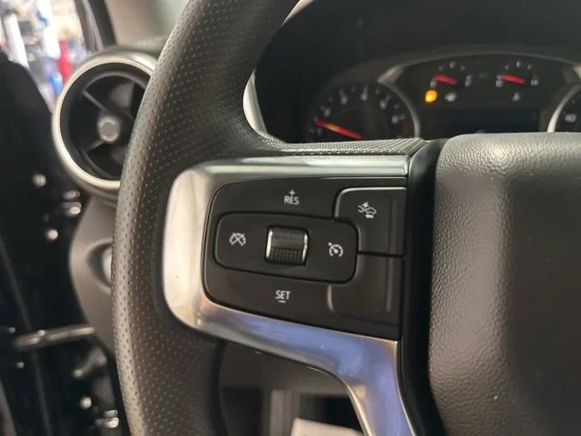 Used 2024 Black Chevrolet 2LT image 17