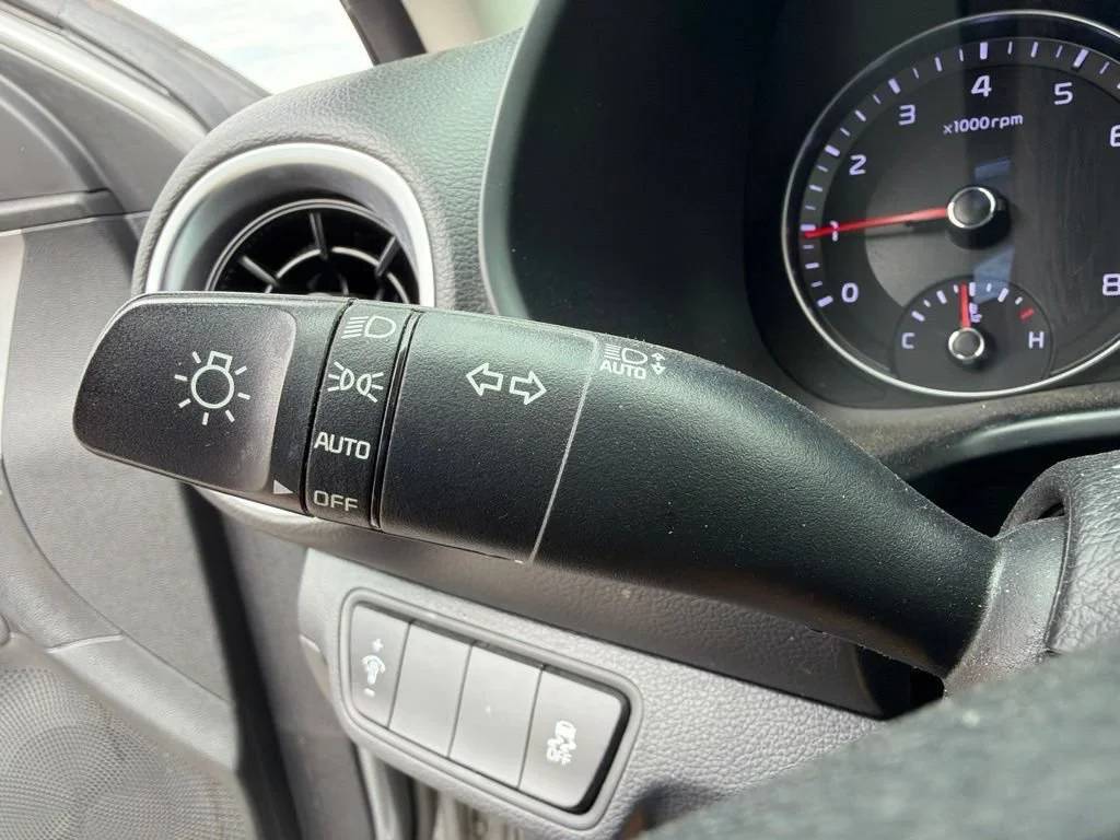 Used 2024 Steel Gray Kia LXS image 31