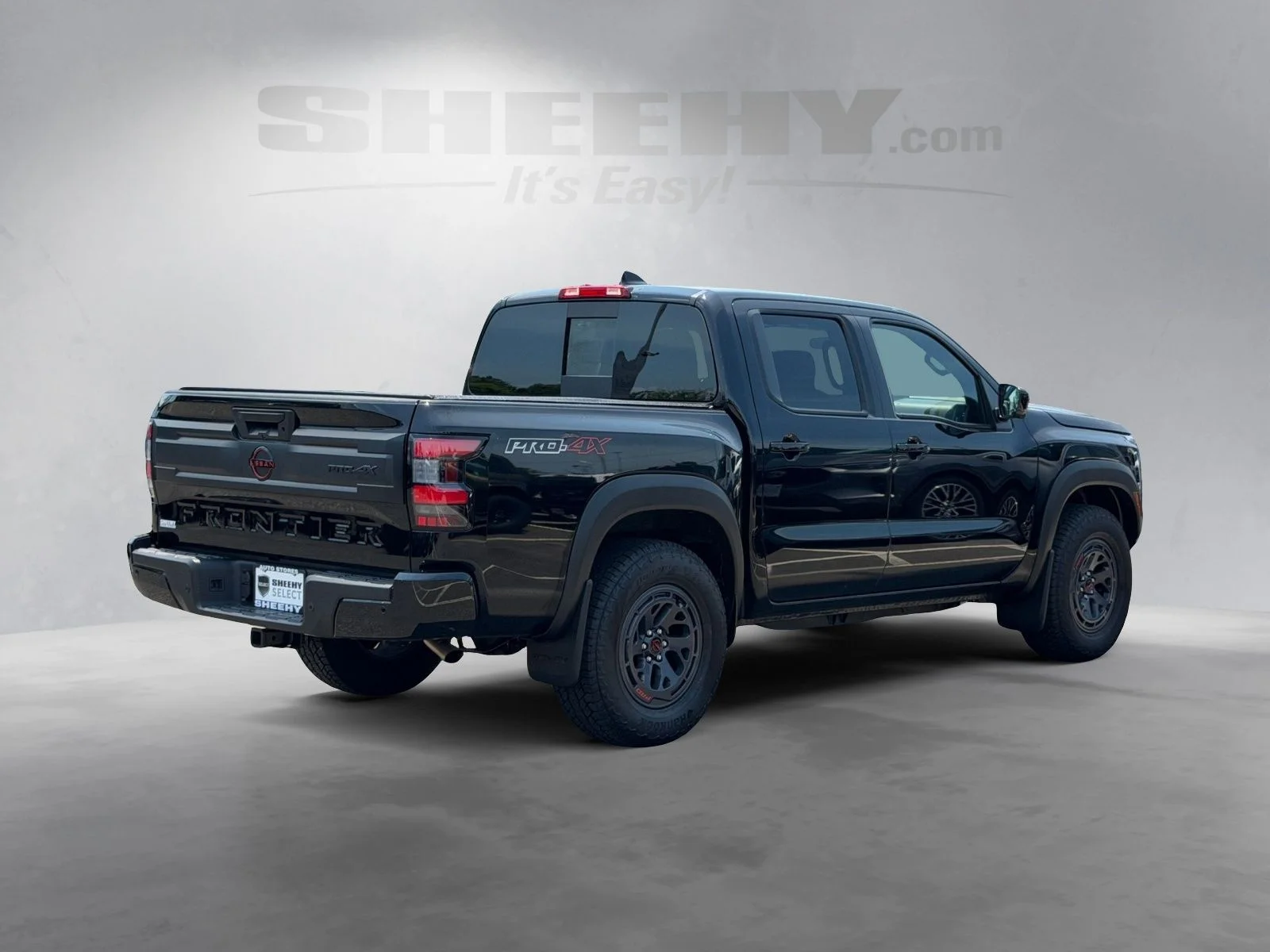 Used 2025 Black Nissan PRO-4X image 13