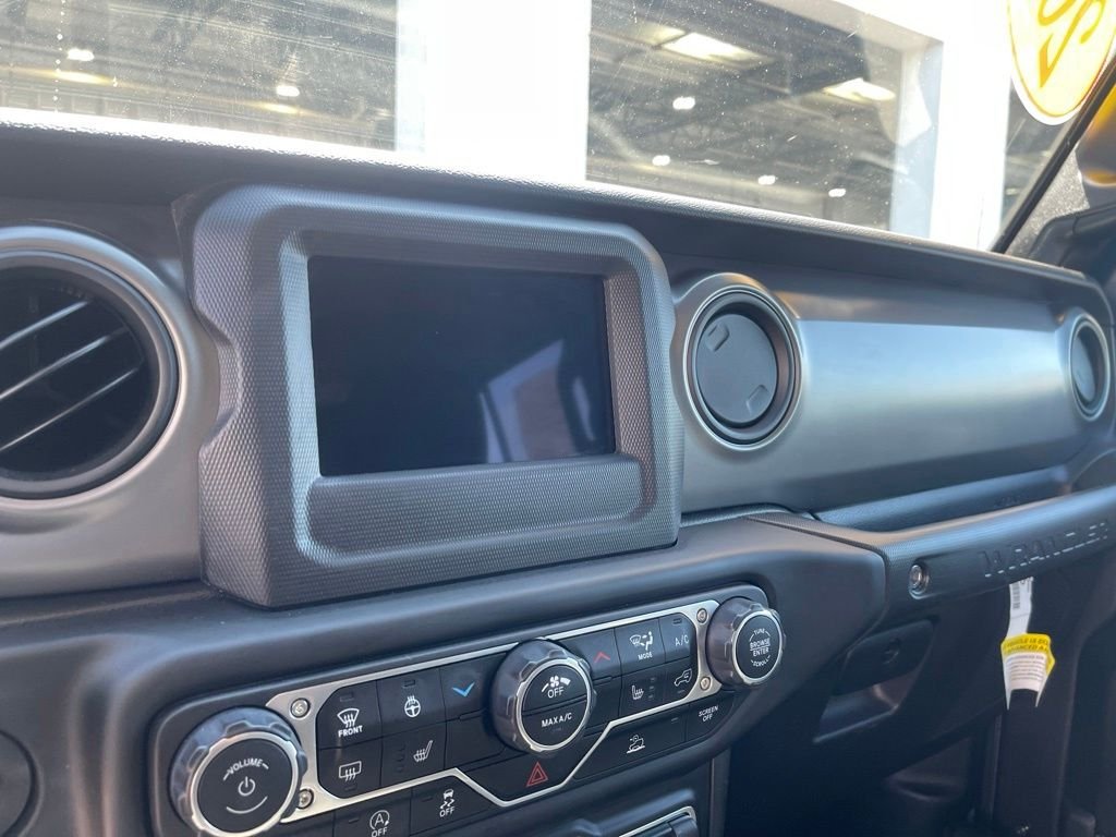 Used 2022 Gray Jeep Unlimited Sport S image 17