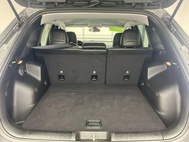 Used 2020 Gray Jeep Latitude Plus image 24