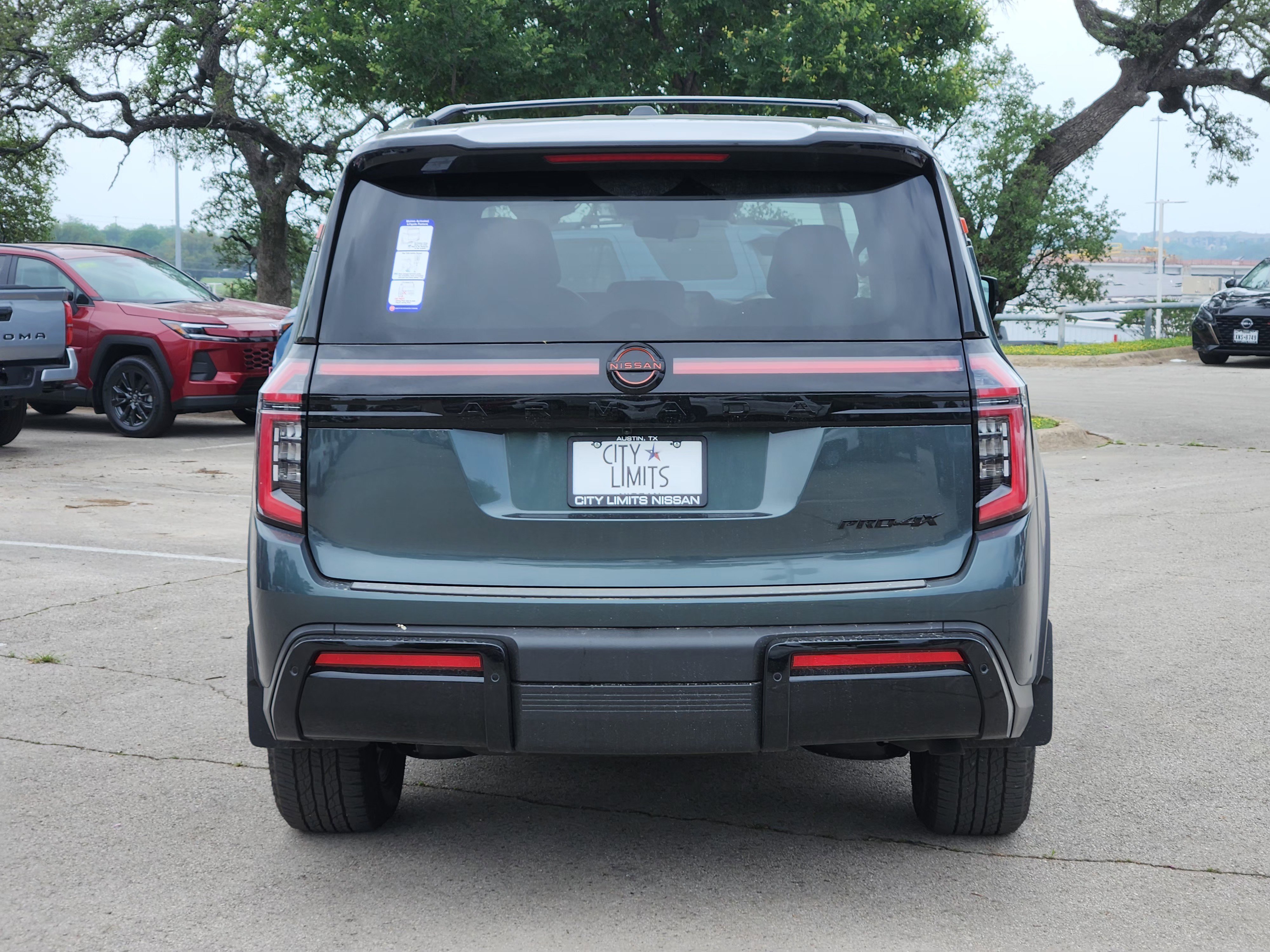 New 2026 Alpine Metallic / Super Black Two-tone Nissan PRO-4X® image 6