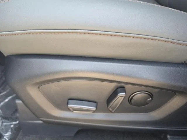 New 2026 Vapor Blue Metallic Ford Active image 27