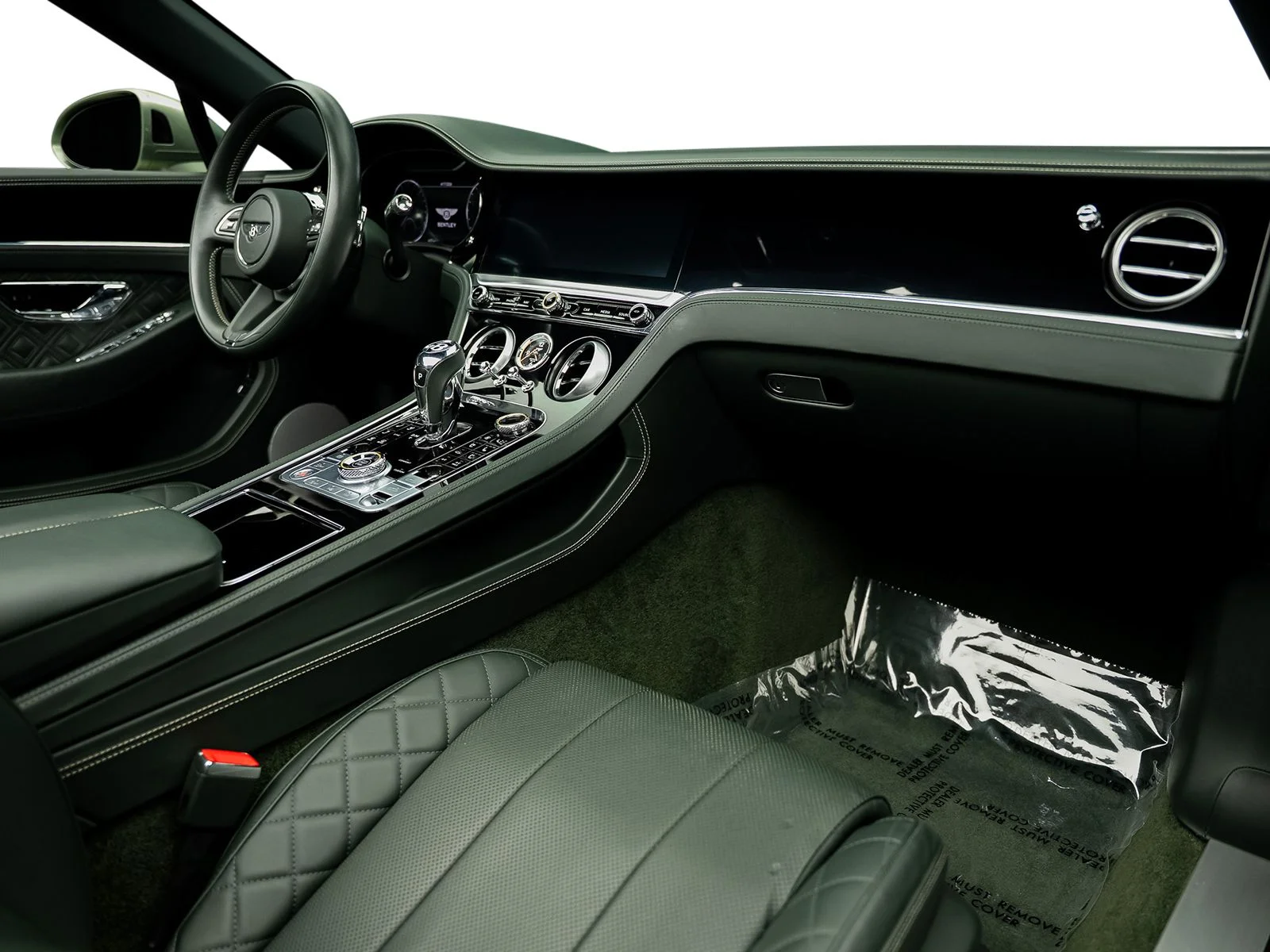 Used 2021 Green Bentley V8 image 2