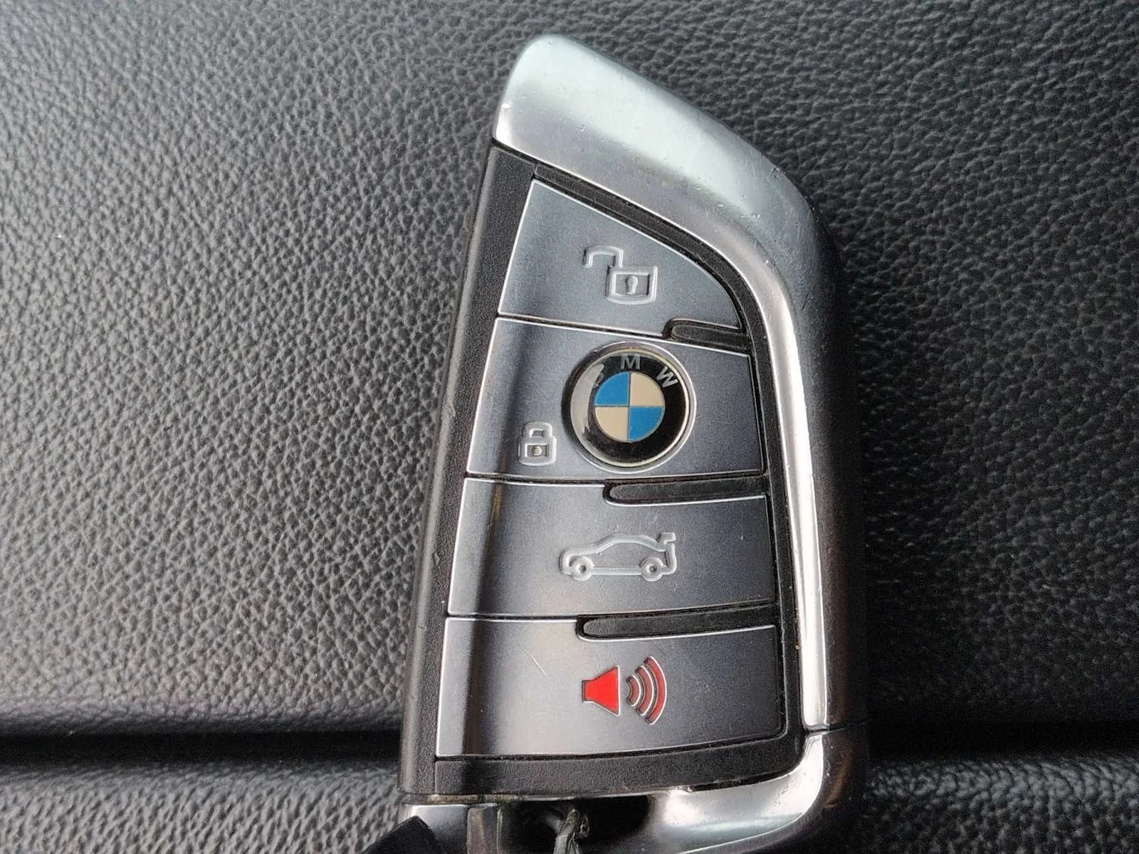 Used 2019 Phytonic Blue Metallic BMW xDrive40i image 37