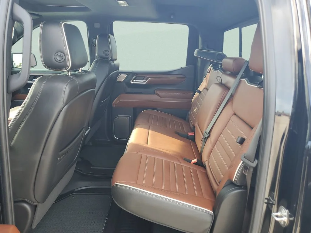 Used 2024 Onyx Black GMC Denali Ultimate image 10