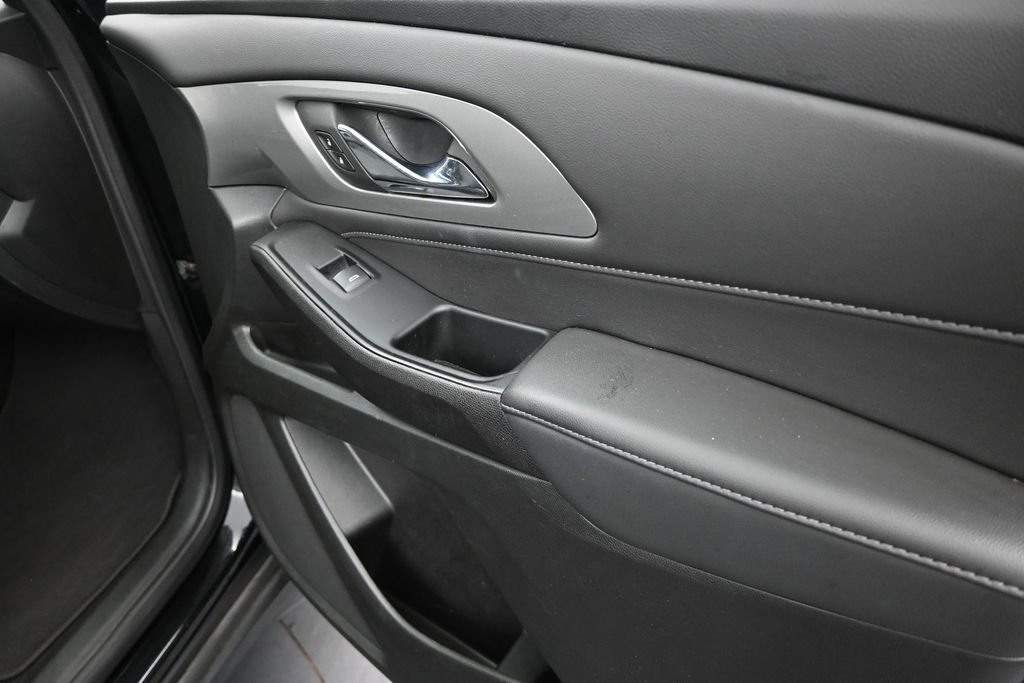 Used 2024 Black Chevrolet LT Cloth image 23