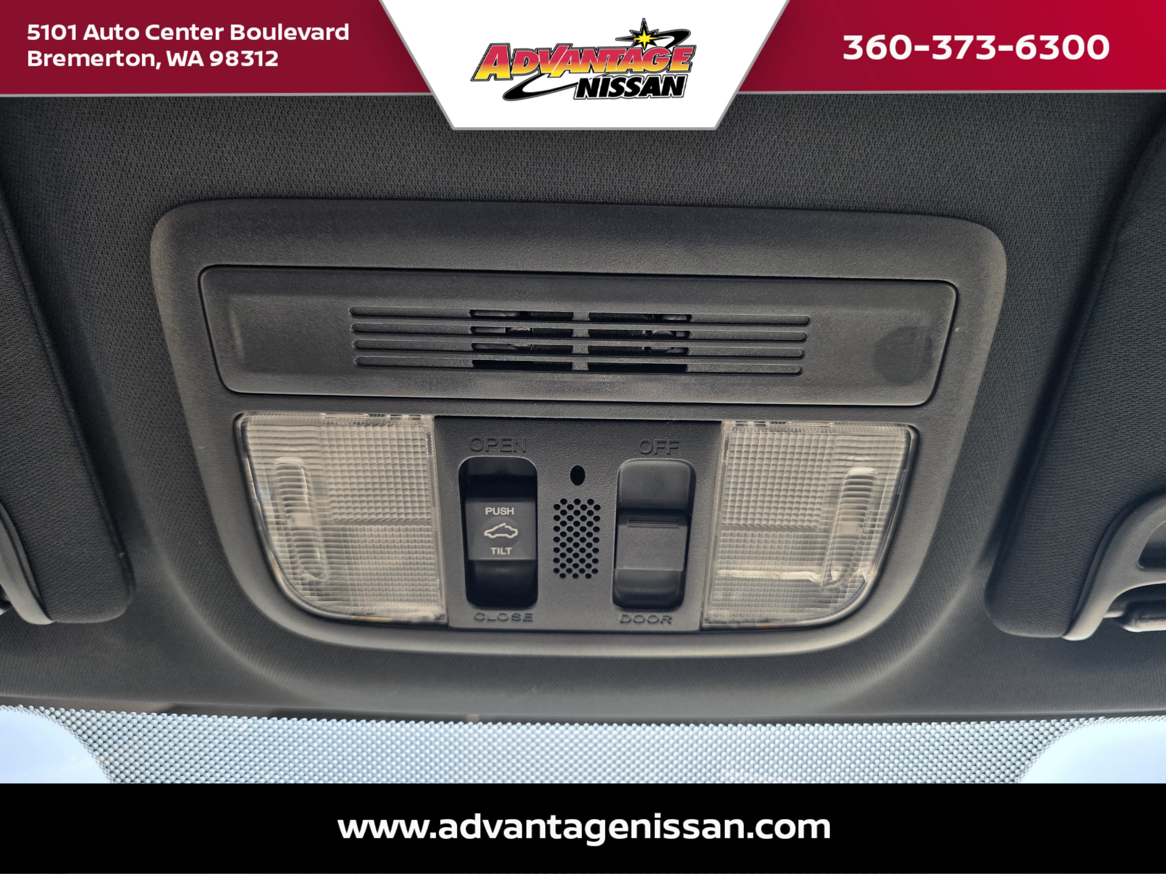 Used 2016 Aegean Blue Metallic Honda LX-P image 16