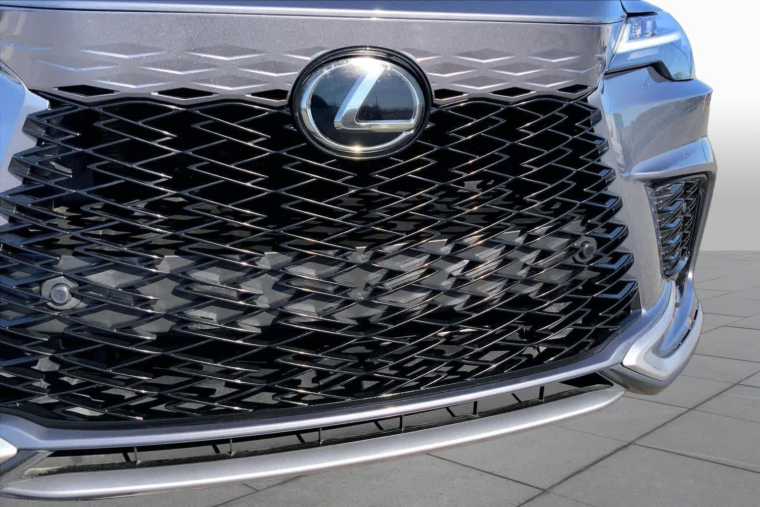 Used 2023 Nebula Gray Pearl Lexus F SPORT Handling image 29