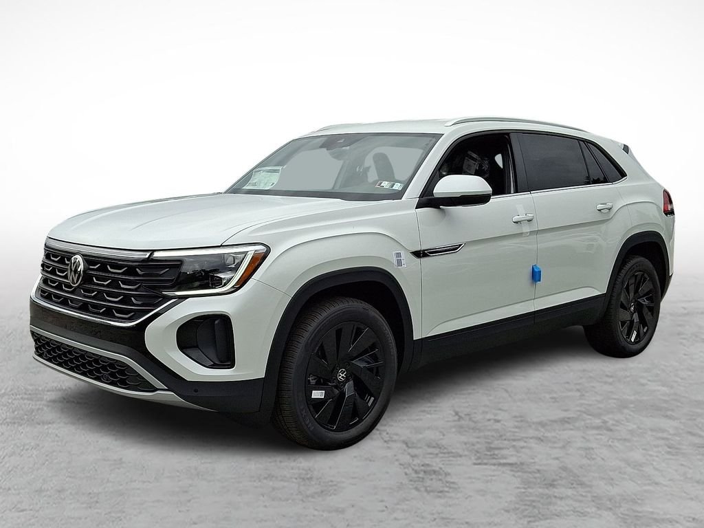 New 2026 White/off-white Volkswagen SE w/Technology image 2