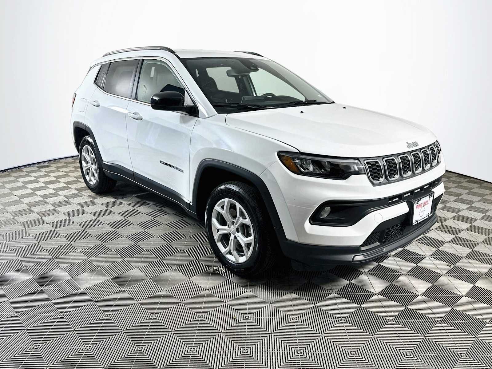 Used 2024 Bright White Clearcoat Jeep Latitude image 3