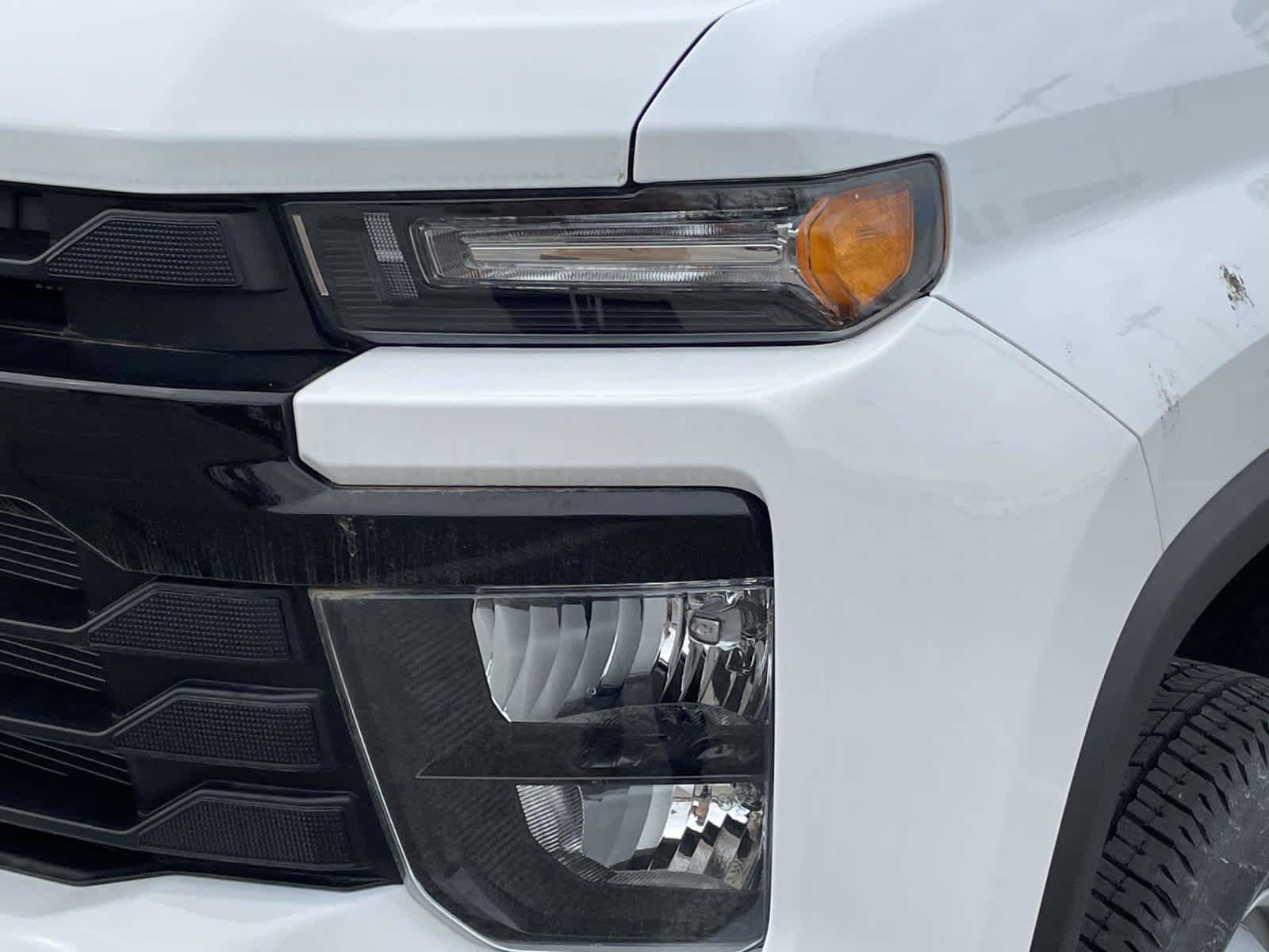New 2026 Summit White Chevrolet Work Truck image 9