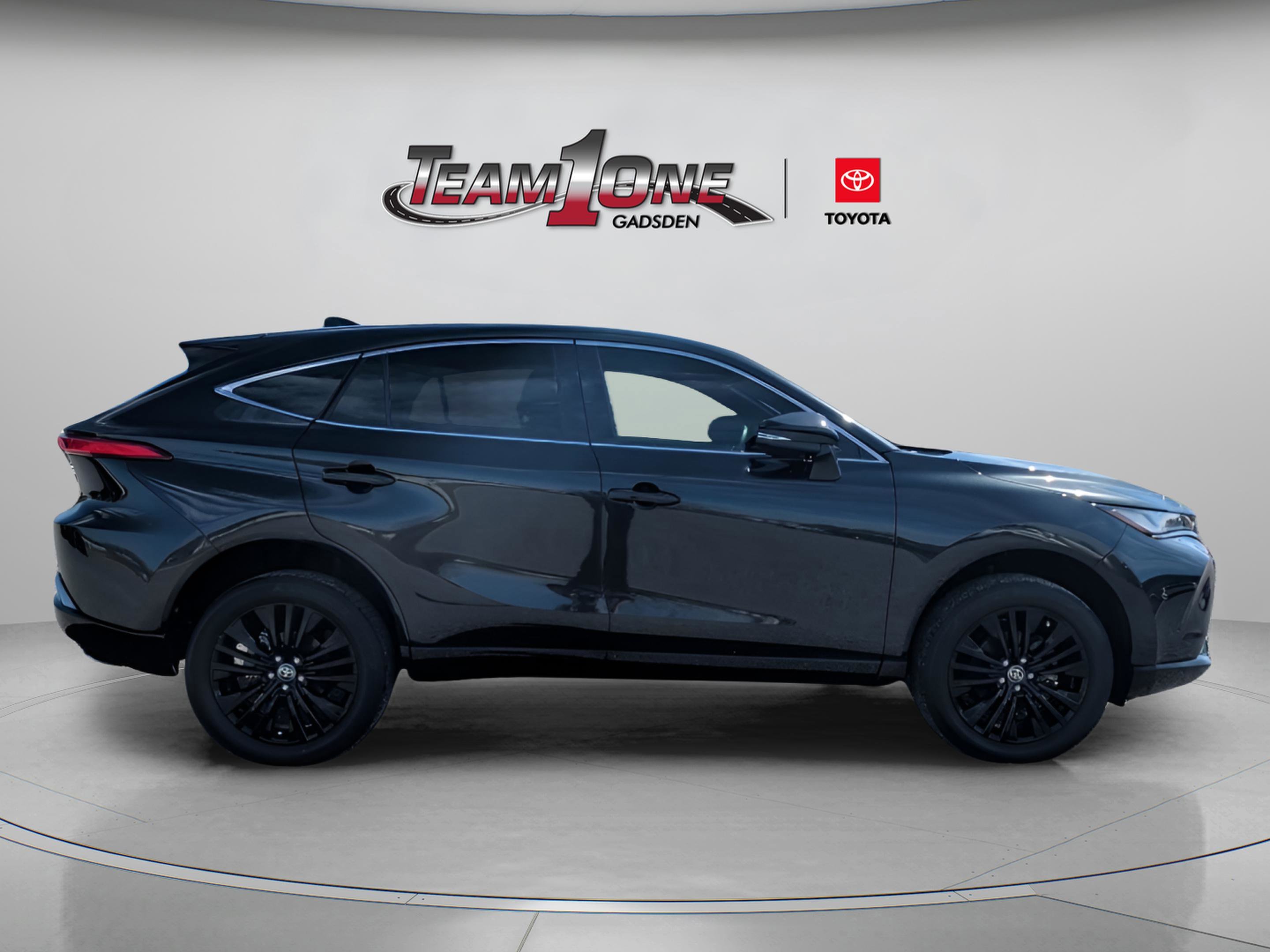 2024 Toyota Venza Nightshade - Photo 9