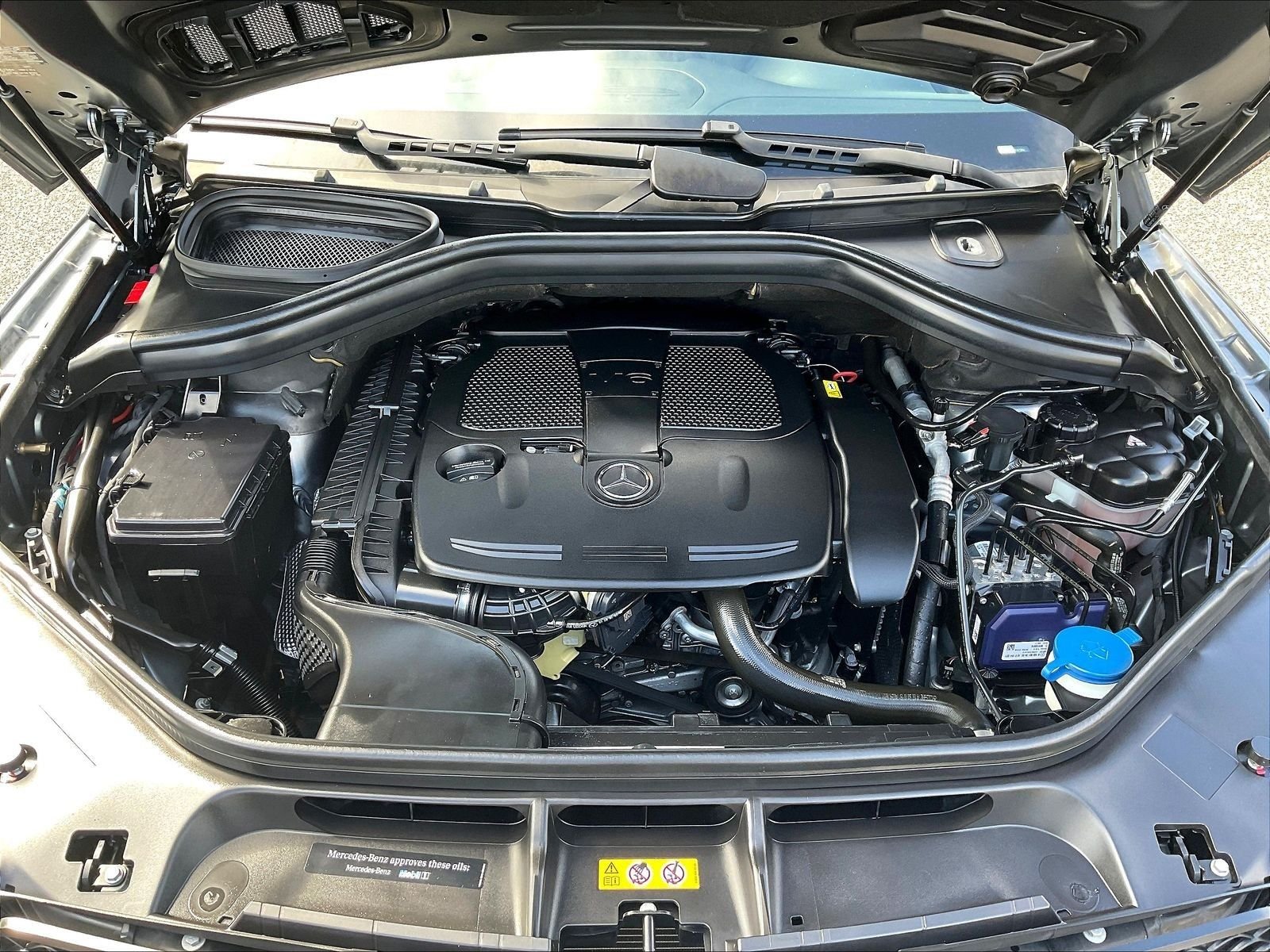 Used 2018  Mercedes-Benz GLE 350 image 32